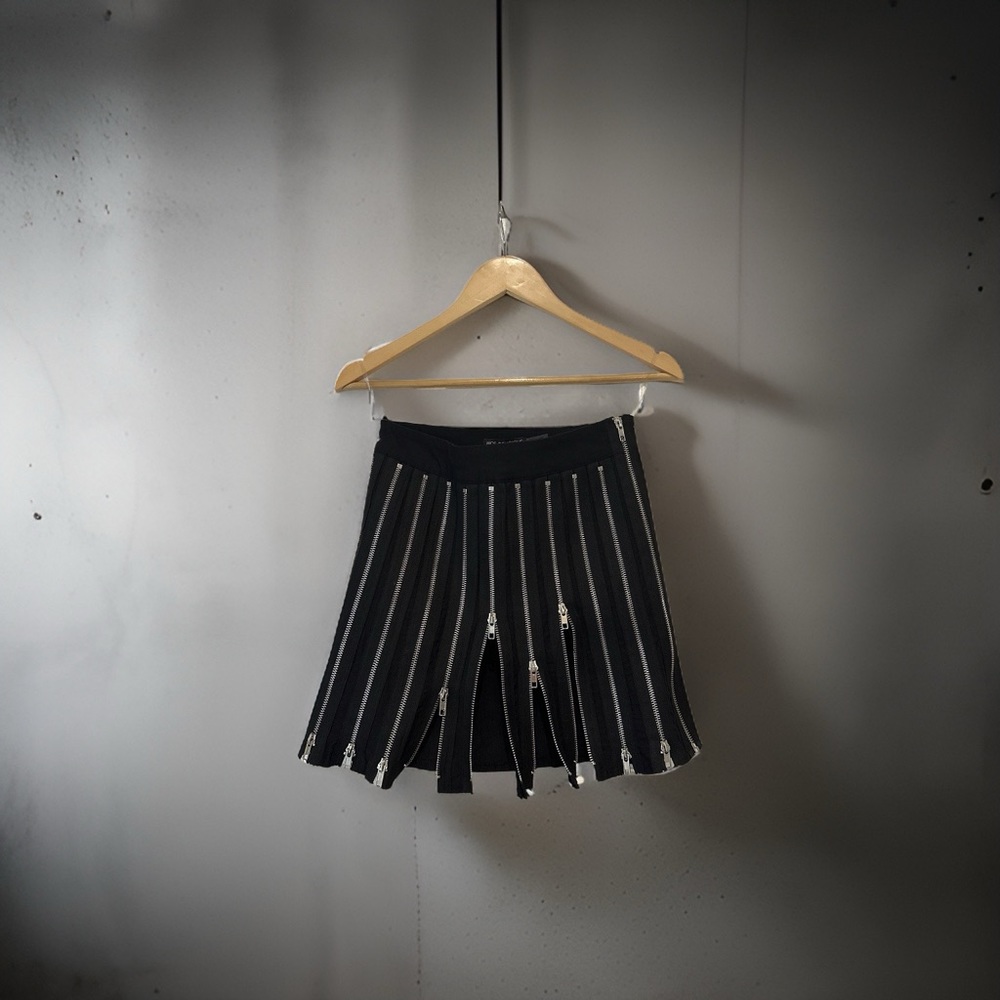 Zipper miniskirt size Small